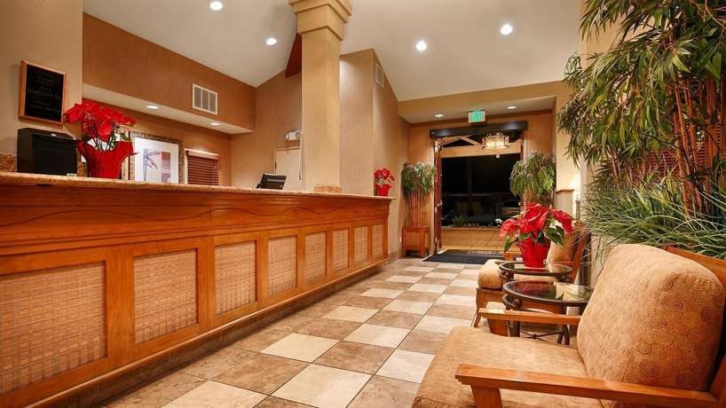Imagen de los interiores del Hotel Best Western Chula Vista/otay Valley. Foto 8
