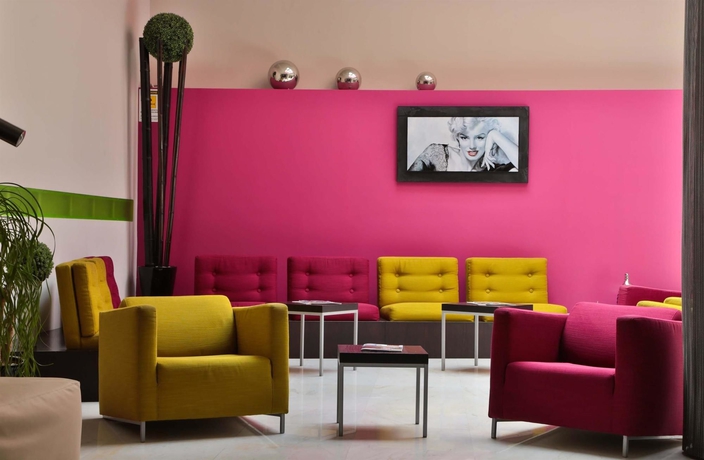 Imagen de los interiores del Hotel Best Western Cinemusic. Foto 13