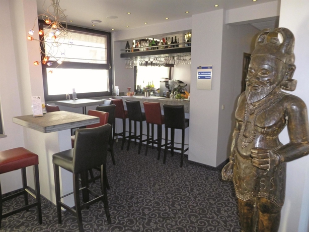 Imagen del bar/restaurante del Hotel Best Western City Pirmasens. Foto 2