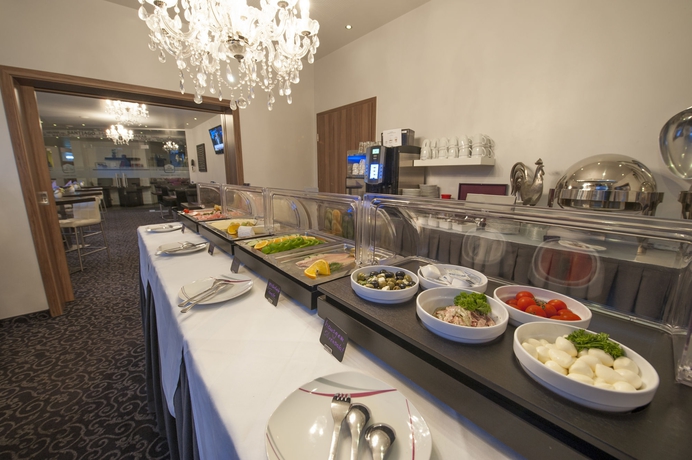 Imagen del bar/restaurante del Hotel Best Western City Pirmasens. Foto 3