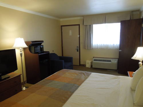 Imagen de la habitación del Hotel Best Western Clermont. Foto 12