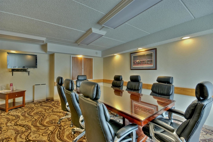 Imagen de los interiores del Hotel Best Western Clifton Park. Foto 9