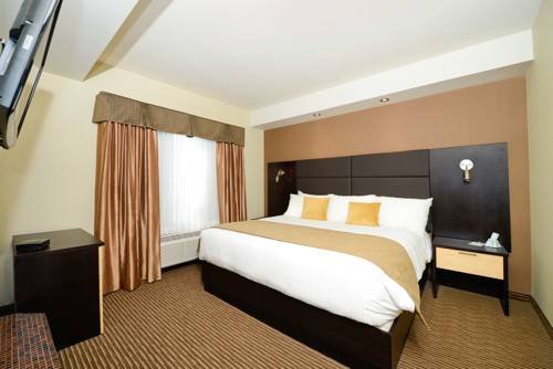 Imagen de la habitación del Hotel Best Western Cold Lake Inn. Foto 7