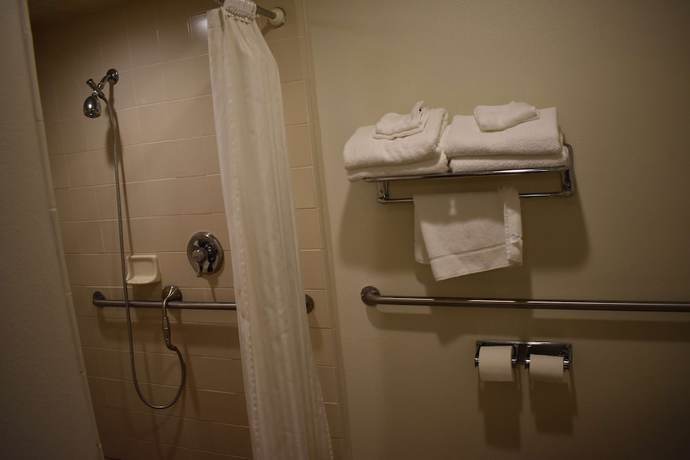 Imagen de la habitación del Hotel Best Western Colonial Inn, Selma. Foto 10