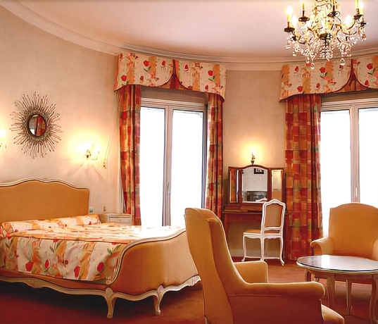 Imagen de la habitación del Hotel Best Western Continental, PAU. Foto 9