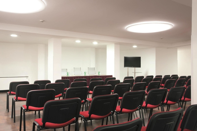 Imagen de los interiores del Hotel Best Western Continental, Udine. Foto 7