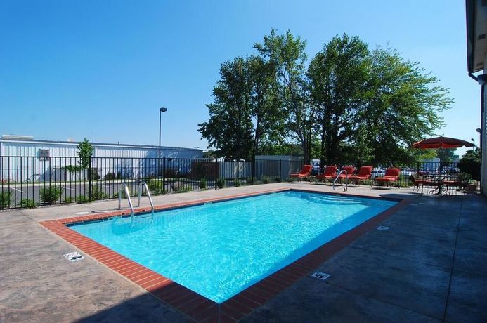 Imagen de la piscina del Hotel Best Western Conway. Foto 14