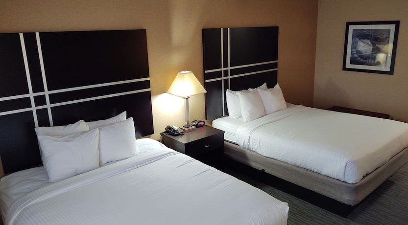 Imagen de la habitación del Hotel Best Western Cooperstown. Foto 11