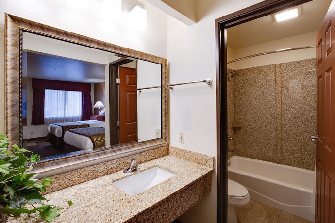 Imagen de la habitación del Hotel Best Western Copper Hills Inn. Foto 9