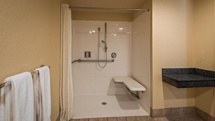 Imagen de la habitación del Hotel Best Western Cordelia Inn. Foto 11