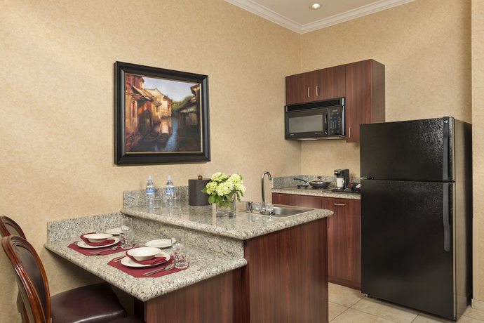 Imagen de la habitación del Hotel Best Western Corona and Suites. Foto 10