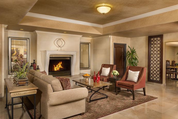 Imagen de los interiores del Hotel Best Western Corona and Suites. Foto 19