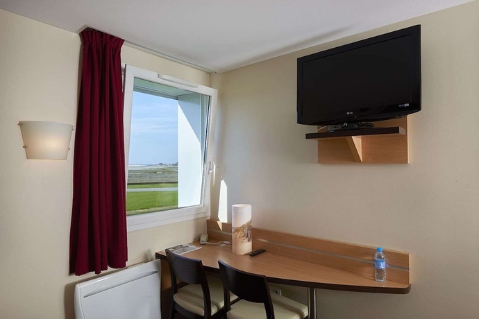 Imagen de la habitación del Hotel Best Western Cote des Sables Plouescat. Foto 15