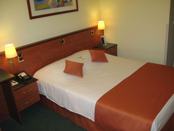 Imagen de los interiores del Hotel Best Western County House. Foto 11