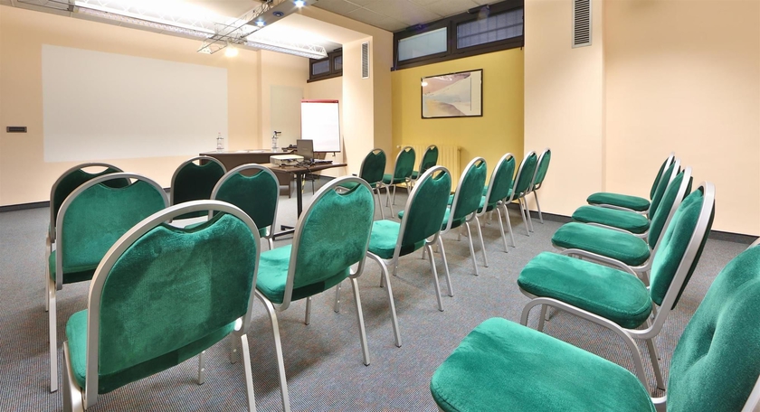 Imagen de los interiores del Hotel Best Western Crimea. Foto 15