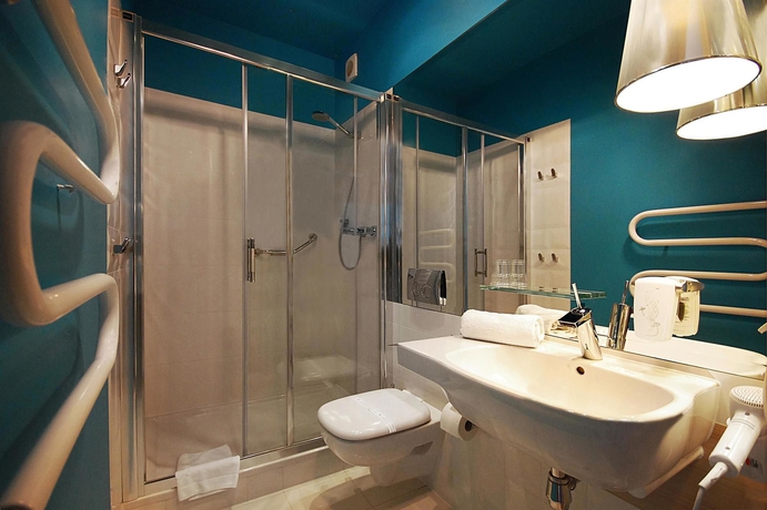 Imagen de la habitación del Hotel Best Western Cristal. Foto 10