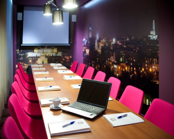 Imagen de los interiores del Hotel Best Western Cristal. Foto 16