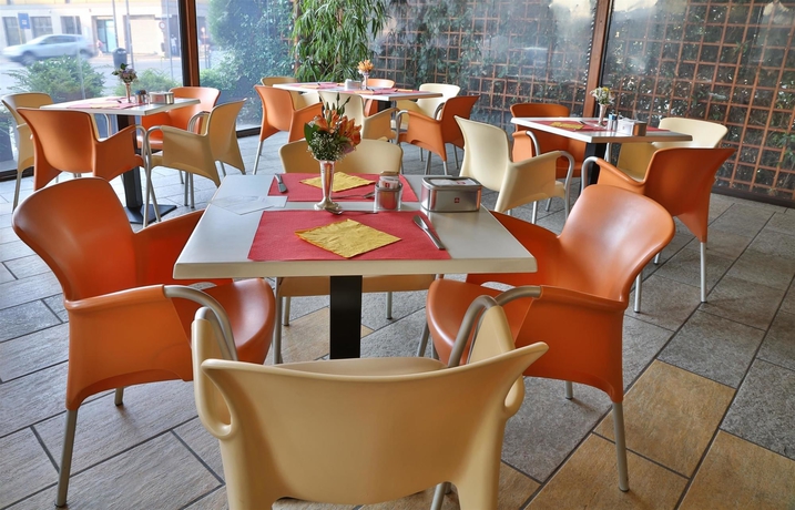 Imagen del bar/restaurante del Hotel Best Western Cristallo, Rovigo. Foto 9