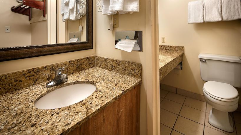 Imagen de la habitación del Hotel Best Western Crossroads Inn, Defuniak Springs . Foto 15