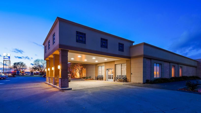 Imagen general del Hotel Best Western Crossroads Of The Bluffs. Foto 1