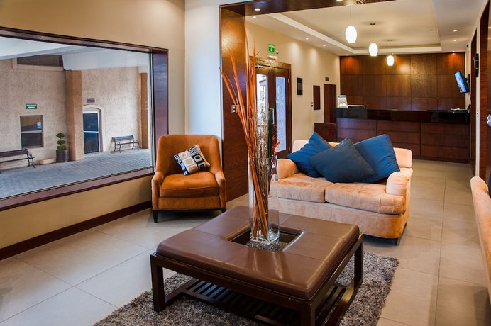 Imagen de los interiores del Hotel Best Western Cumbres Inn Cd. Cuauht&eacute;moc. Foto 12