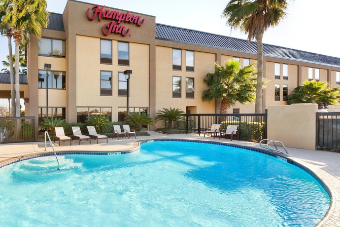Imagen de la piscina del Hotel Best Western Cy-Fair. Foto 14
