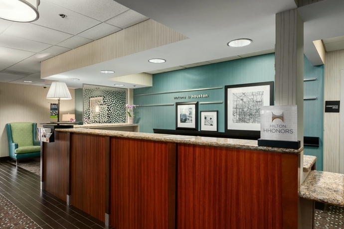 Imagen de los interiores del Hotel Best Western Cy-Fair. Foto 11