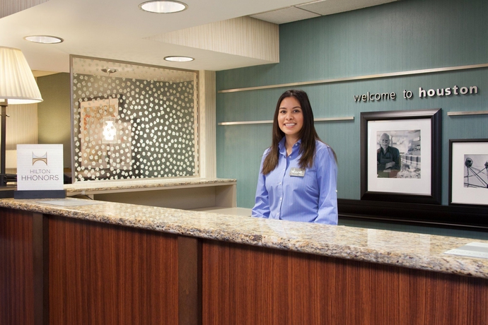 Imagen de los interiores del Hotel Best Western Cy-Fair. Foto 12