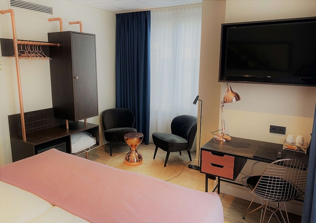 Imagen de la habitación del Hotel Best Western Dam Square Inn. Foto 14