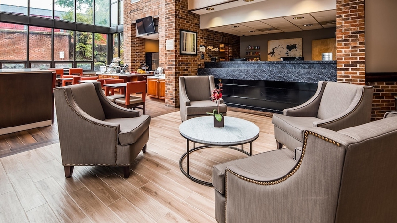 Imagen de los interiores del Hotel Best Western Danbury/bethel. Foto 18