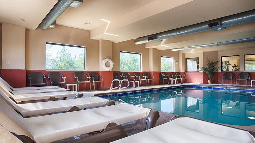 Imagen de la piscina del Hotel Best Western Danville Inn. Foto 14