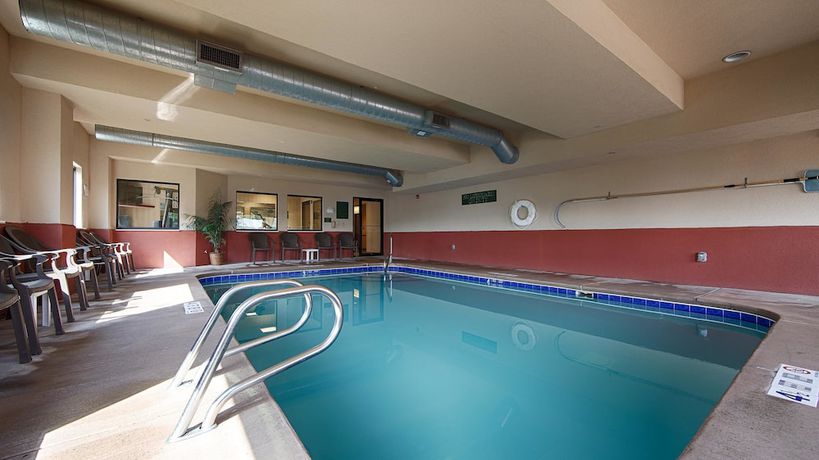 Imagen de la piscina del Hotel Best Western Danville Inn. Foto 16