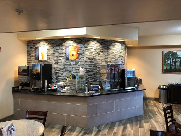 Imagen del bar/restaurante del Hotel Best Western Danville Inn. Foto 7