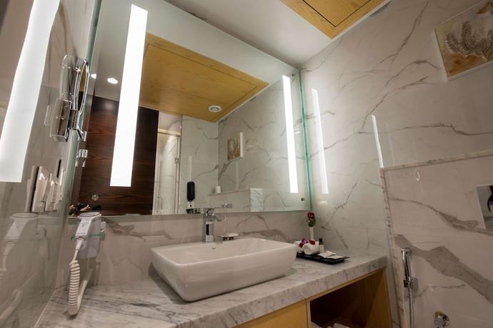 Imagen de la habitación del Hotel Best Western Darbar. Foto 9