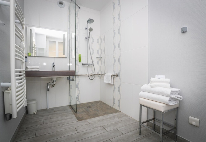 Imagen de la habitación del Hotel Best Western De France. Foto 2