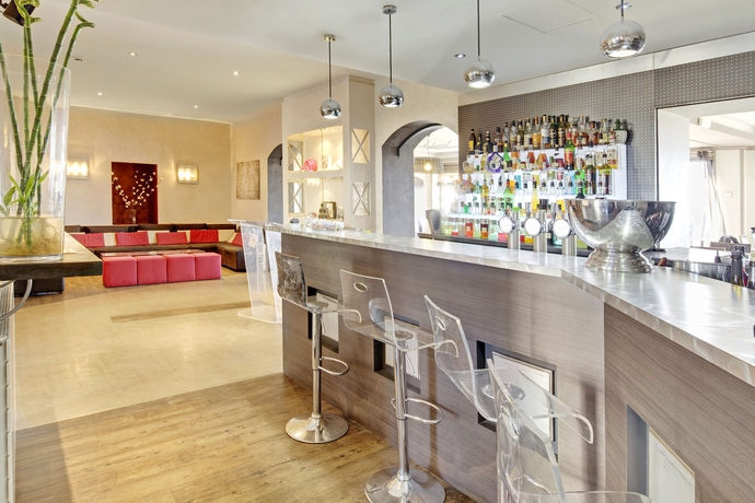 Imagen de los interiores del Hotel Best Western De La Plage. Foto 13