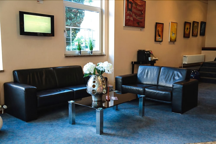 Imagen de los interiores del Hotel Best Western De Ville. Foto 10