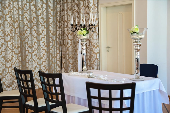 Imagen de los interiores del Hotel Best Western De Ville. Foto 14