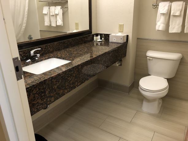 Imagen de la habitación del Hotel Best Western Denton Inn. Foto 12