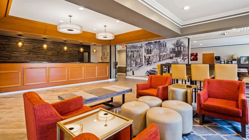 Imagen de los interiores del Hotel Best Western Denton Inn. Foto 16