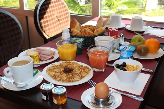 Imagen del bar/restaurante del Hotel Best Western Des Barolles - Lyon Sud. Foto 2