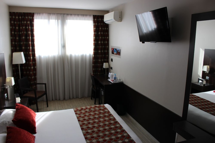 Imagen de la habitación del Hotel Best Western Des Barolles - Lyon Sud. Foto 12