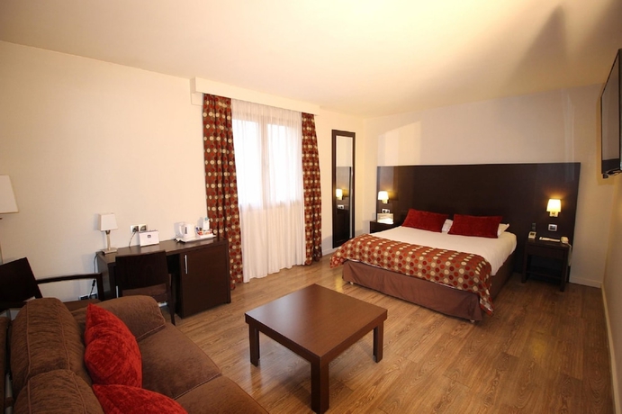 Imagen de la habitación del Hotel Best Western Des Barolles - Lyon Sud. Foto 14