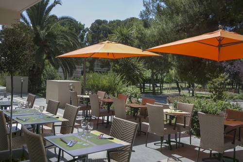 Imagen del bar/restaurante del Hotel Best Western Des Thermes. Foto 2