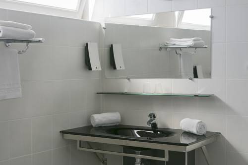 Imagen de la habitación del Hotel Best Western Des Thermes. Foto 7