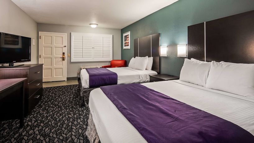 Imagen de la habitación del Hotel Best Western Desert Villa Inn. Foto 9