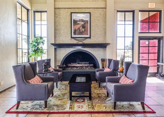 Imagen de los interiores del Hotel Best Western Desert Villa Inn. Foto 20