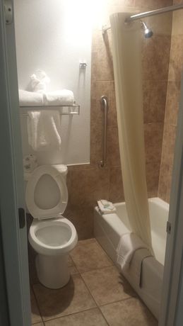 Imagen de la habitación del Hotel Best Western Discovery Inn. Foto 7