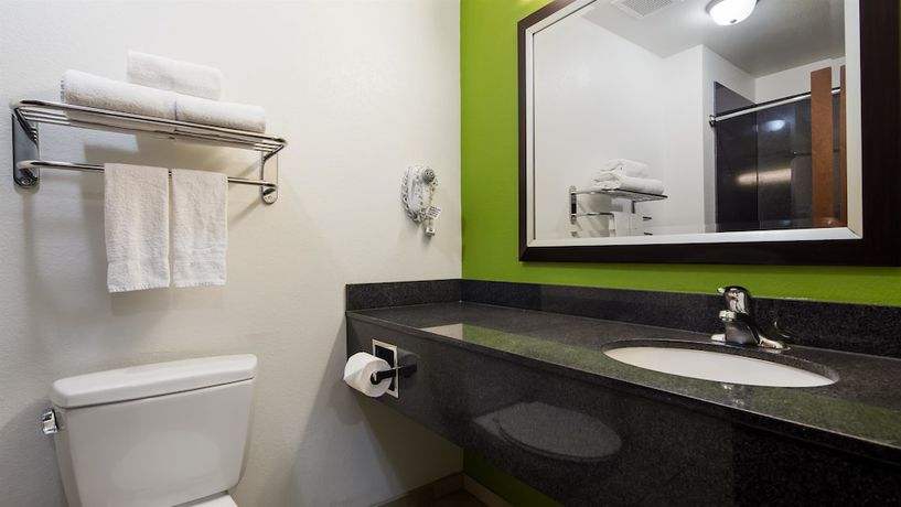 Imagen de la habitación del Hotel Best Western Douglas Inn And Suites. Foto 5