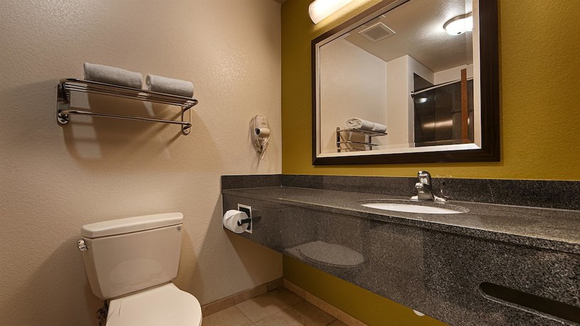 Imagen de la habitación del Hotel Best Western Douglas Inn And Suites. Foto 7